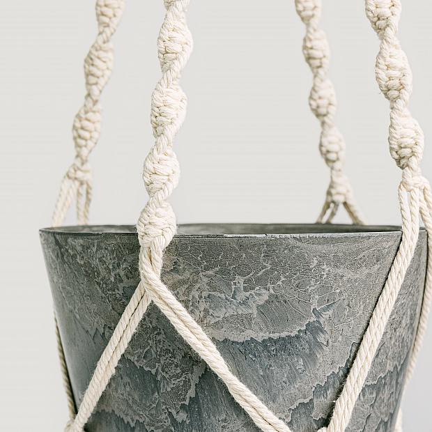 Macrame Hanger details